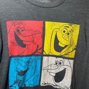 Ladies size medium frozen T Olaf